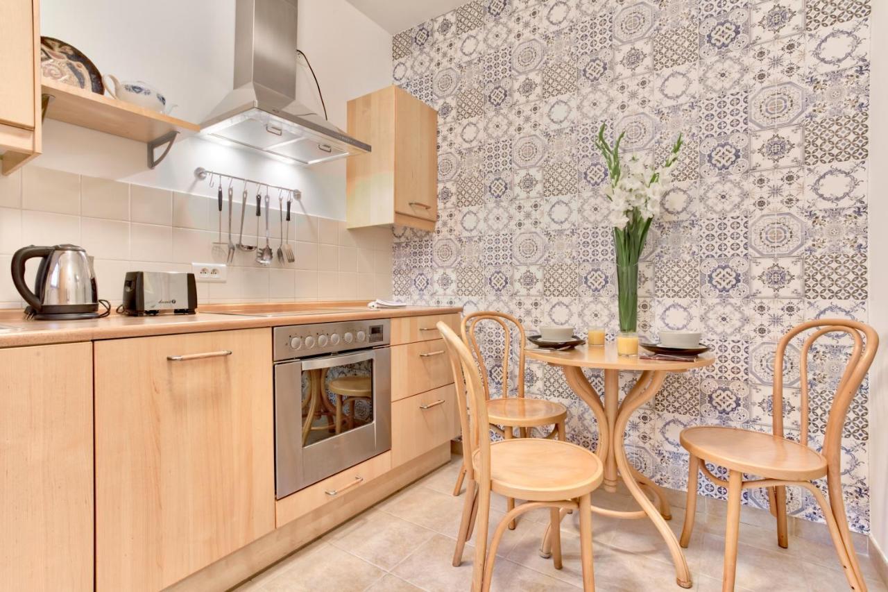 Tyzenhauz Apartments Lobzowska Street คราคูฟ ภายนอก รูปภาพ