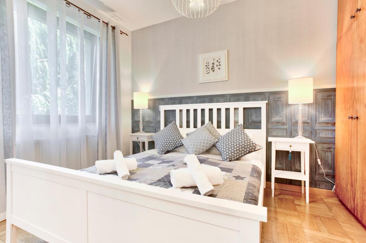 Tyzenhauz Apartments Lobzowska Street คราคูฟ ภายนอก รูปภาพ